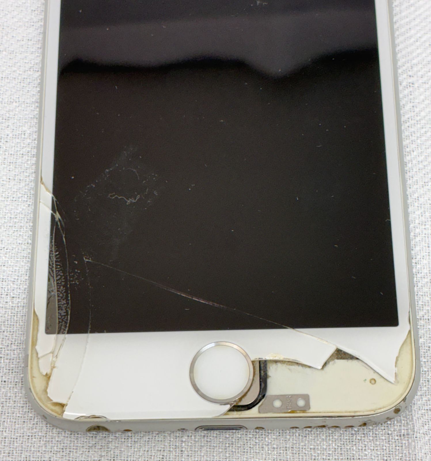 部品取り用】iPhone 6 ジャンク本体 5台セット（型番A1586） - メルカリ