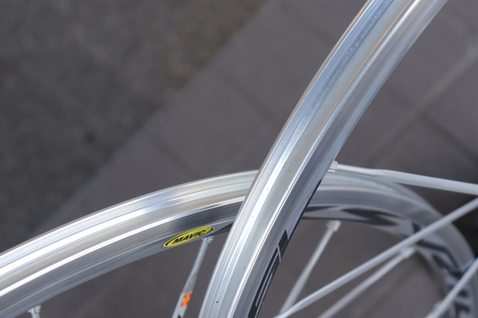 マヴィック MAVIC キシリウム KSYRIUM SL SSC アルミ クリンチャー