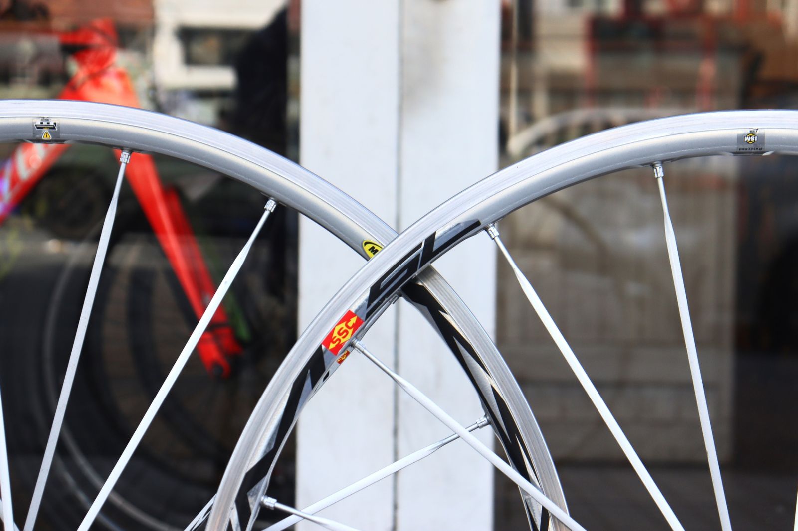 マヴィック MAVIC キシリウム KSYRIUM SL SSC アルミ クリンチャー