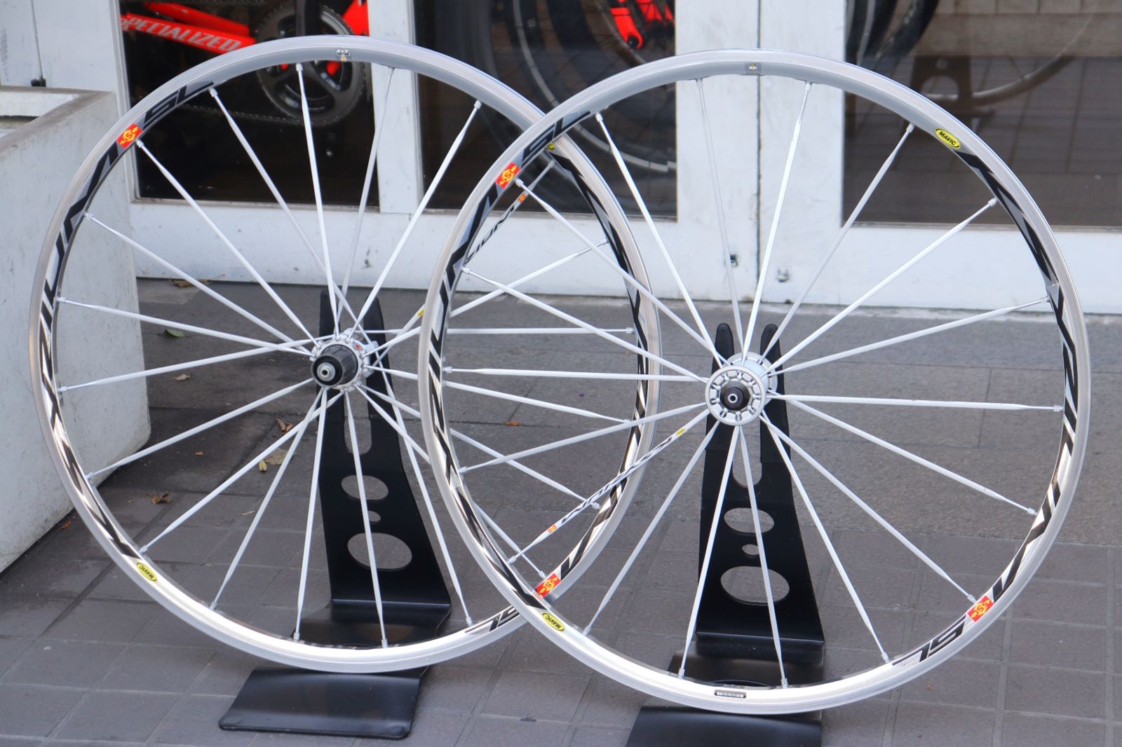 マヴィック MAVIC キシリウム KSYRIUM SL SSC アルミ クリンチャー