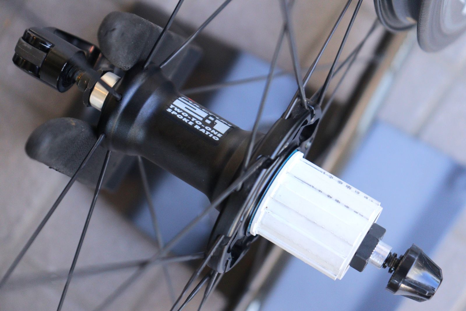 フルクラム FULCRUM レーシング クアトロ カーボン RACING QUATTRO