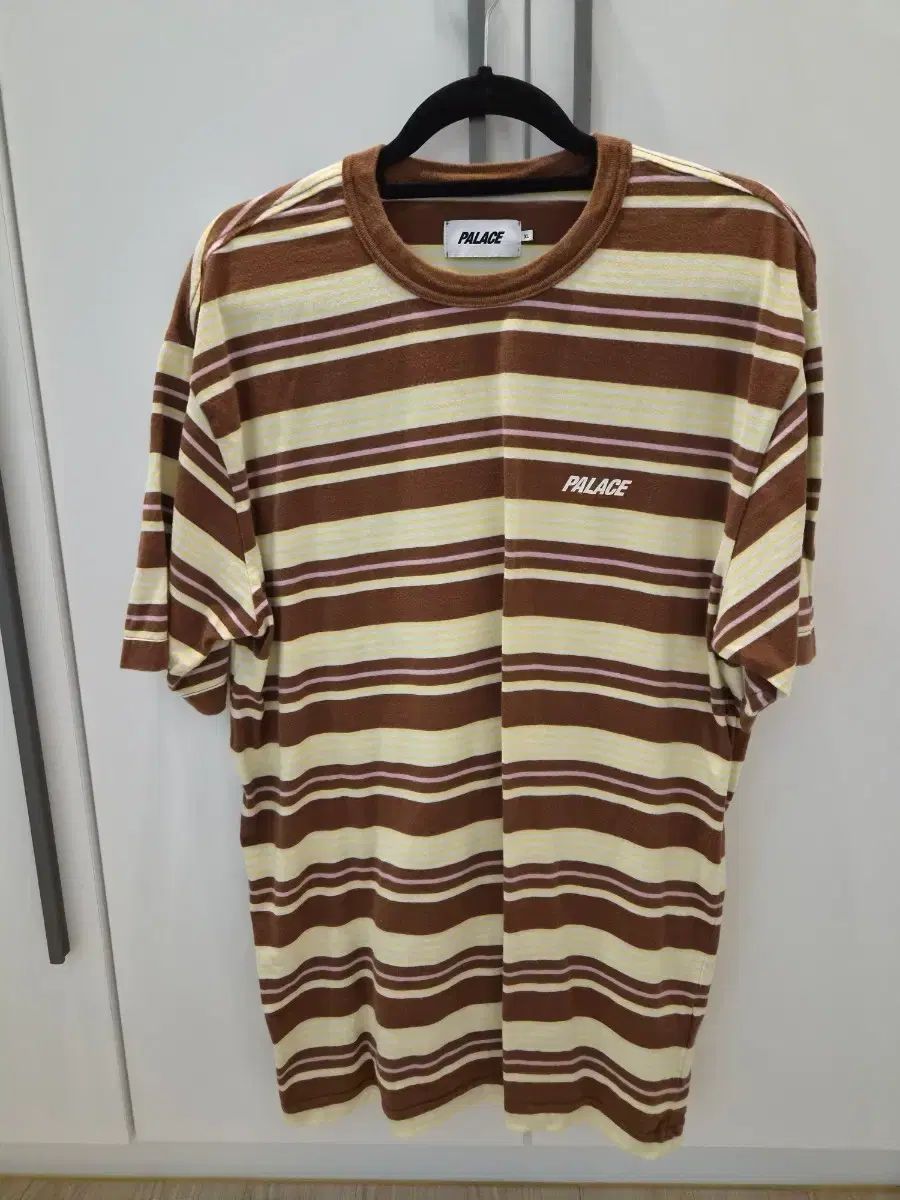 PALACE ストライプ 半袖 Tシャツ ブラウン