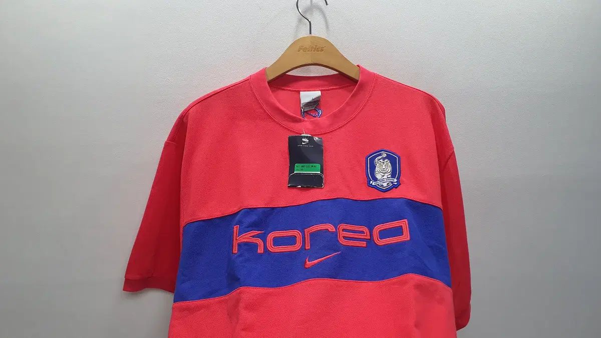 (新品) NIKE サッカー 韓国国家代表 半袖 サイズ105 (横59 縦79)