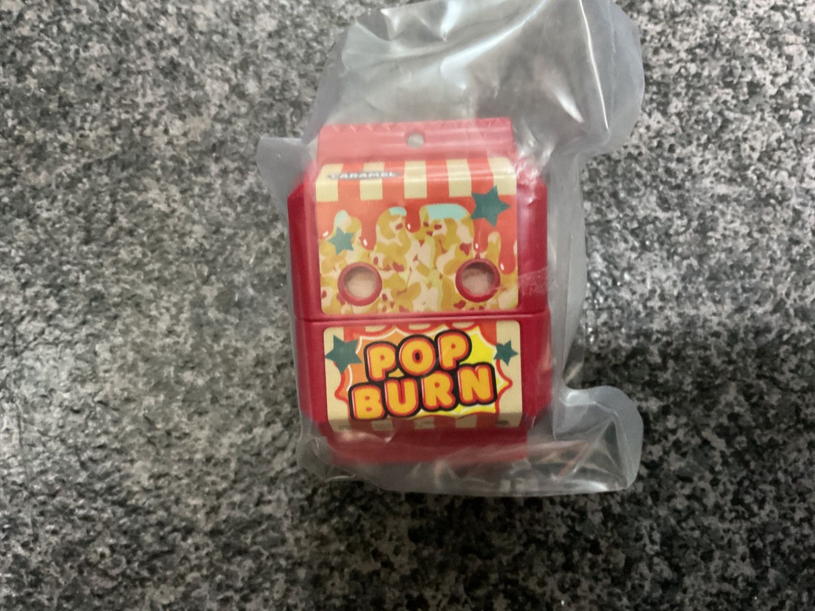 仮面ライダーガヴ DX ポップバーンゴチゾウ キャラメル味 - メルカリ