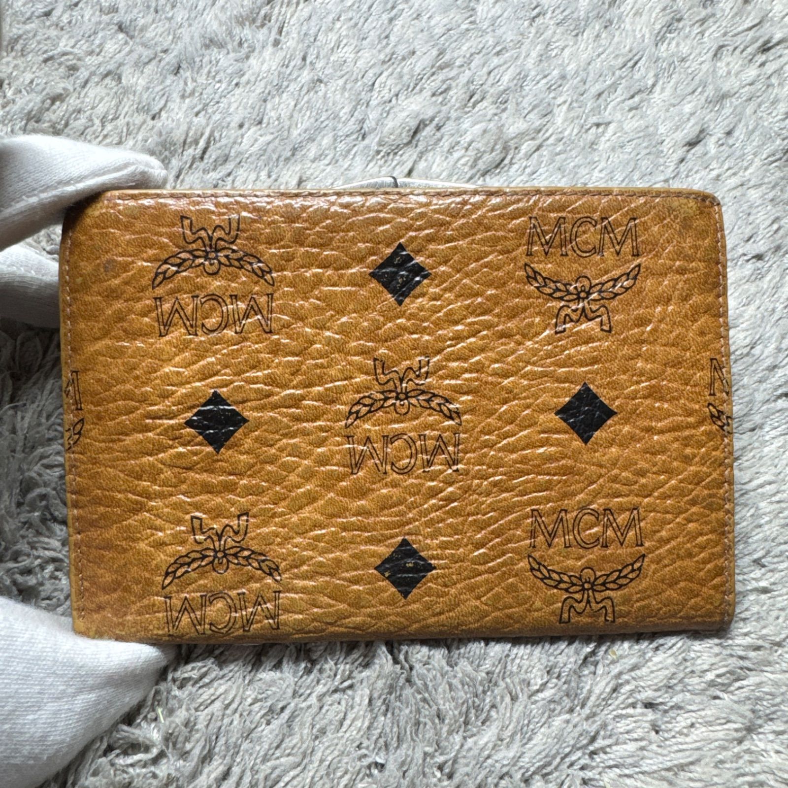 MCM エムシーエム ヴィセトス レザー 二つ折り財布 がま口 小銭入れ