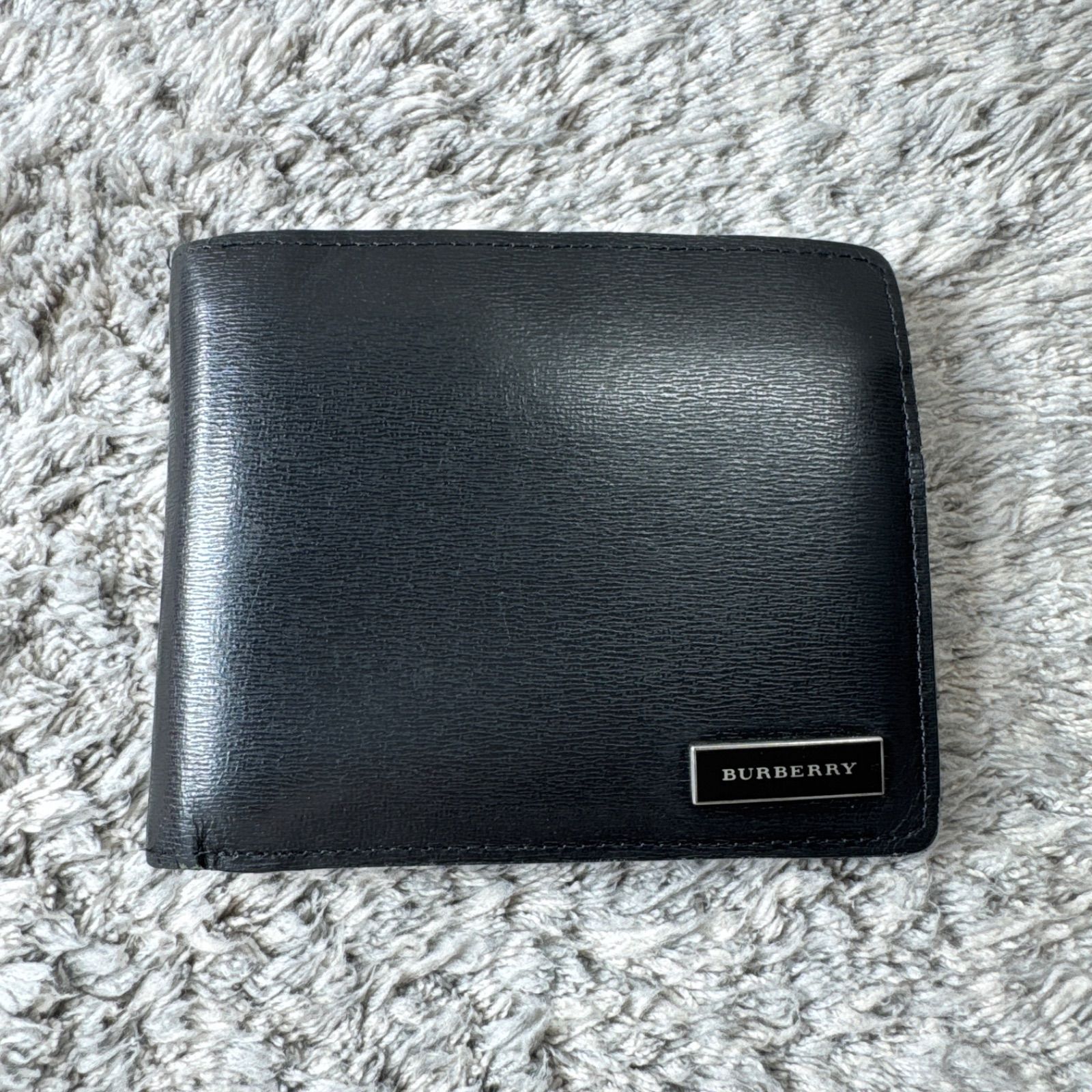 BURBERRY バーバリー レザー ロゴプレート ノバチェック 二つ折り財布
