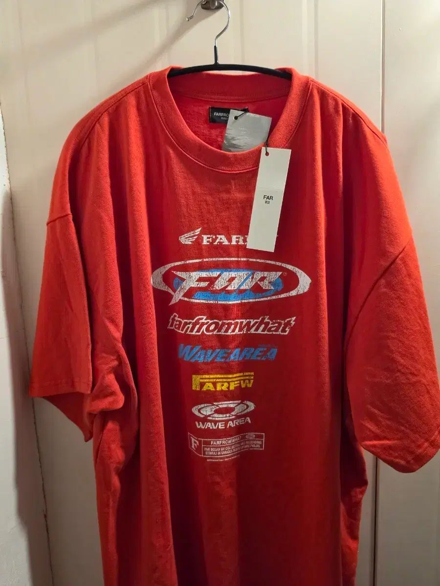 1 FAR FROM WHAT(ファーフロムワット) 半袖Tシャツ レッド 新品