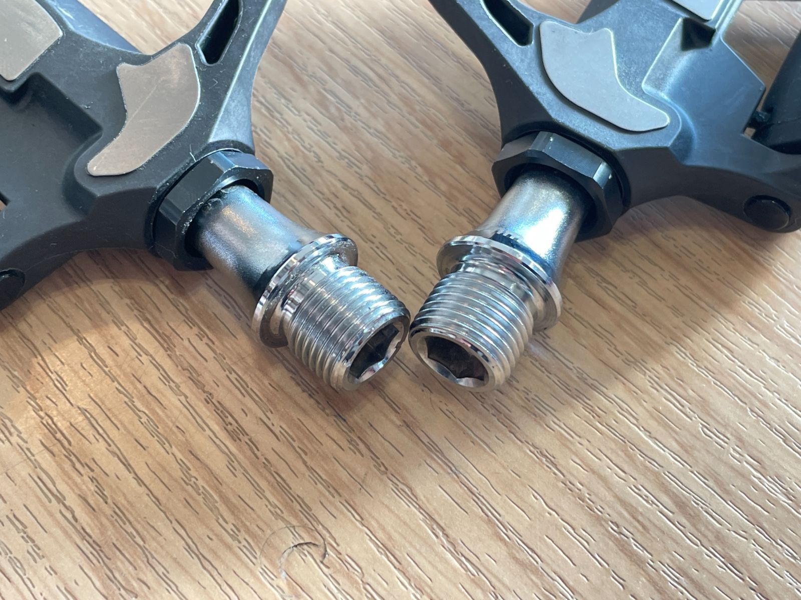 P4583 □USED□SHIMANO シマノ ULTEGRA アルテグラ PD-R8000
