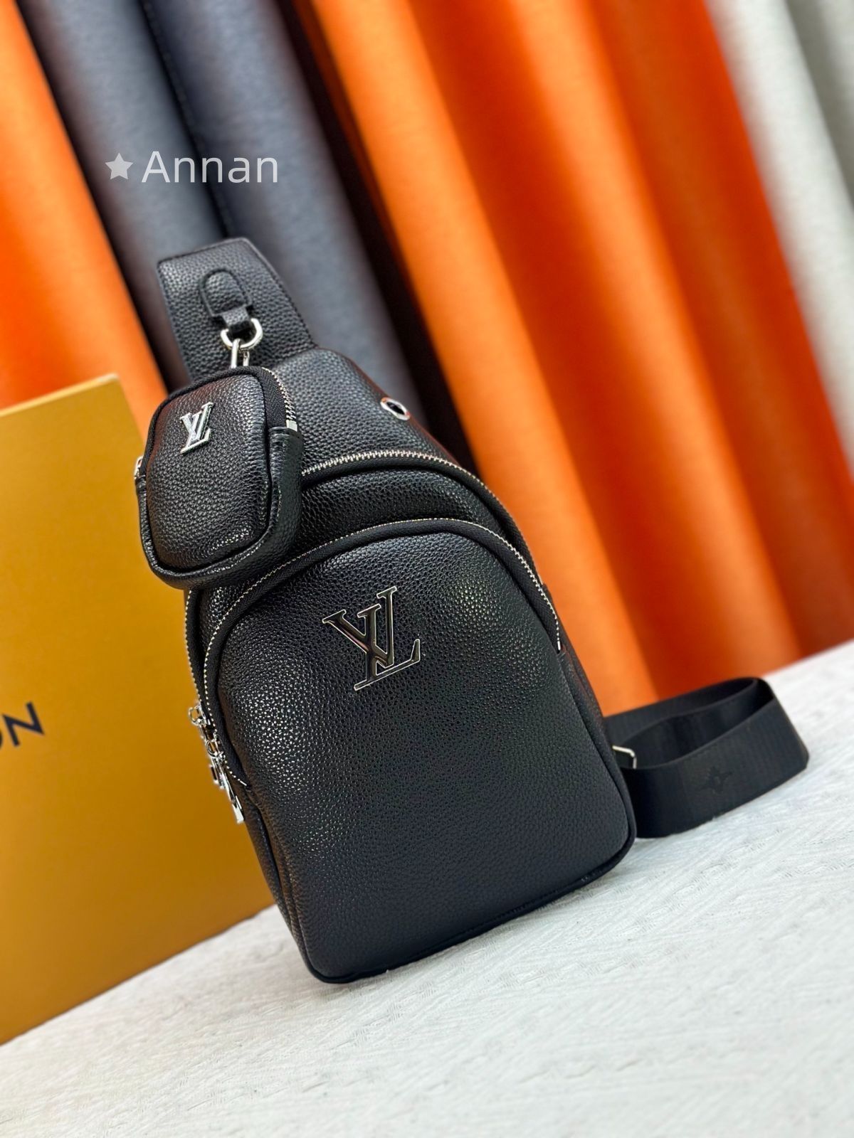 【極美品】 LOUIS VUITTON ルイヴィトン メンズ ボディーバッグ