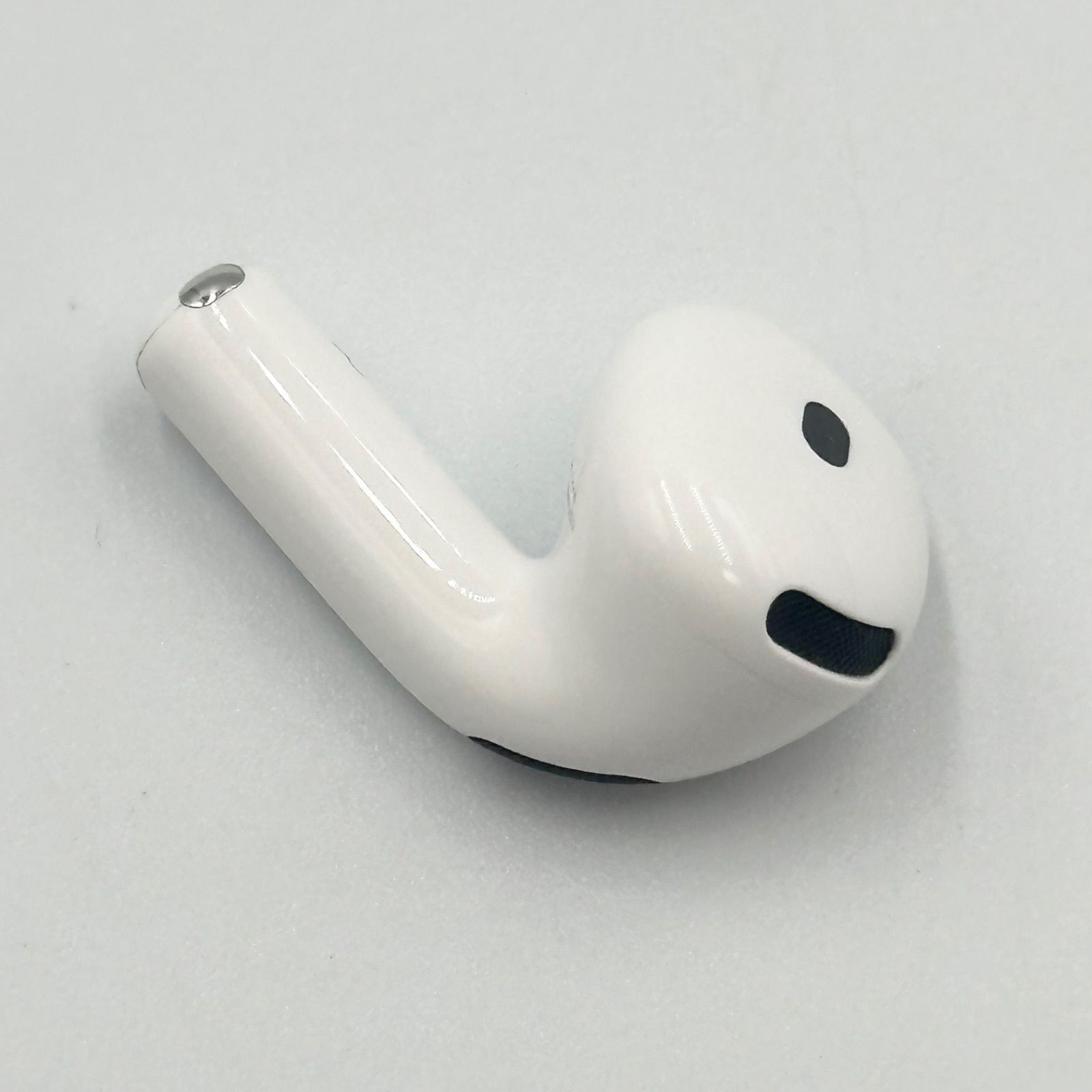 Apple AirPods 第4世代右耳A3050 ノイズキャンセリング非搭載【24時間