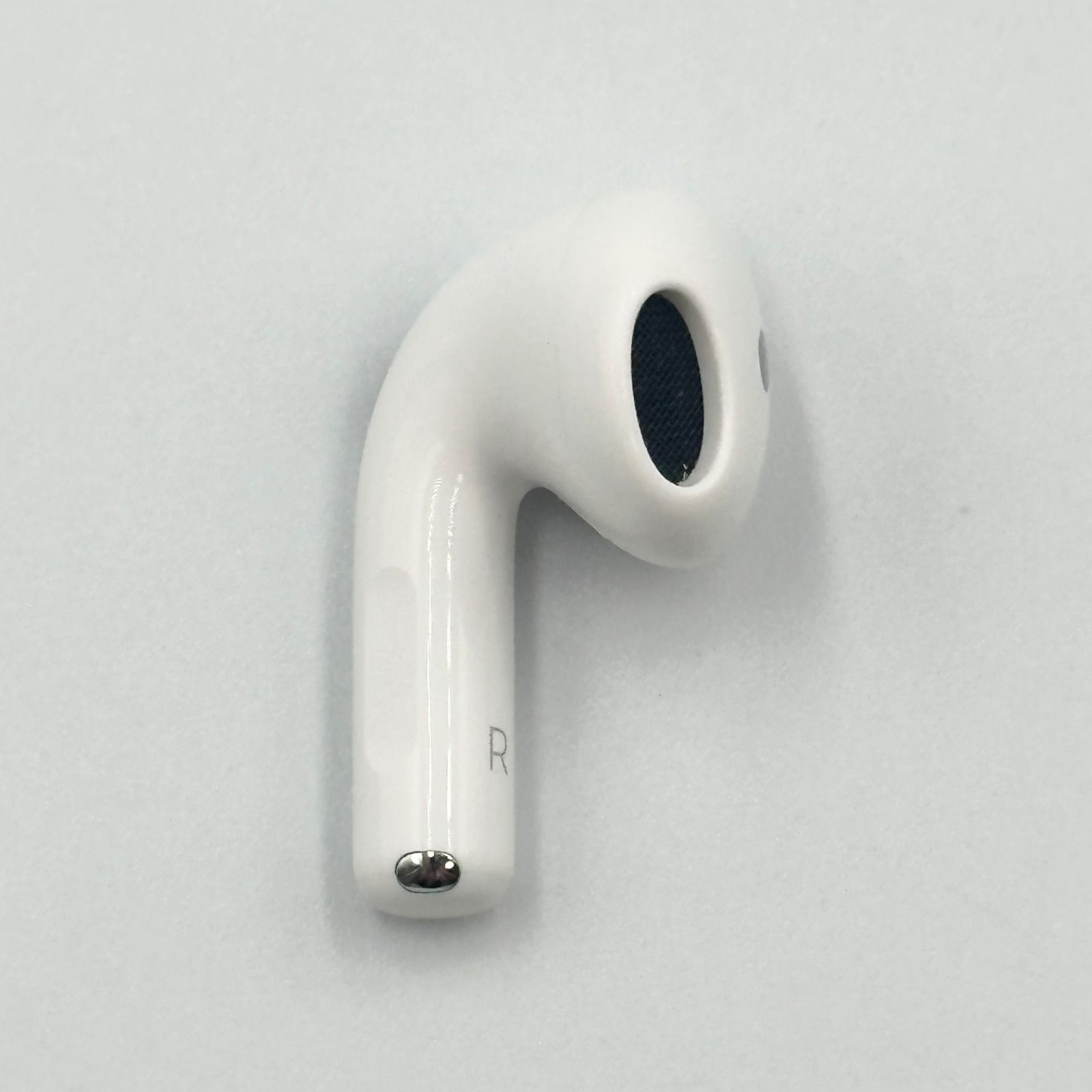 Apple AirPods 第4世代右耳A3050 ノイズキャンセリング非搭載【24時間