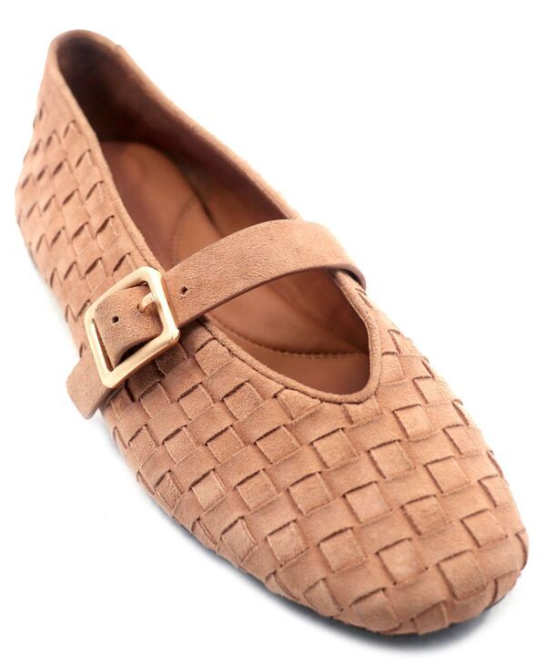 ジェントルソウルズ レディース シューズ パンプス Gentle Souls Womens Winifred Woven Square Toe Flats Camel Suede キャメル 35,620円