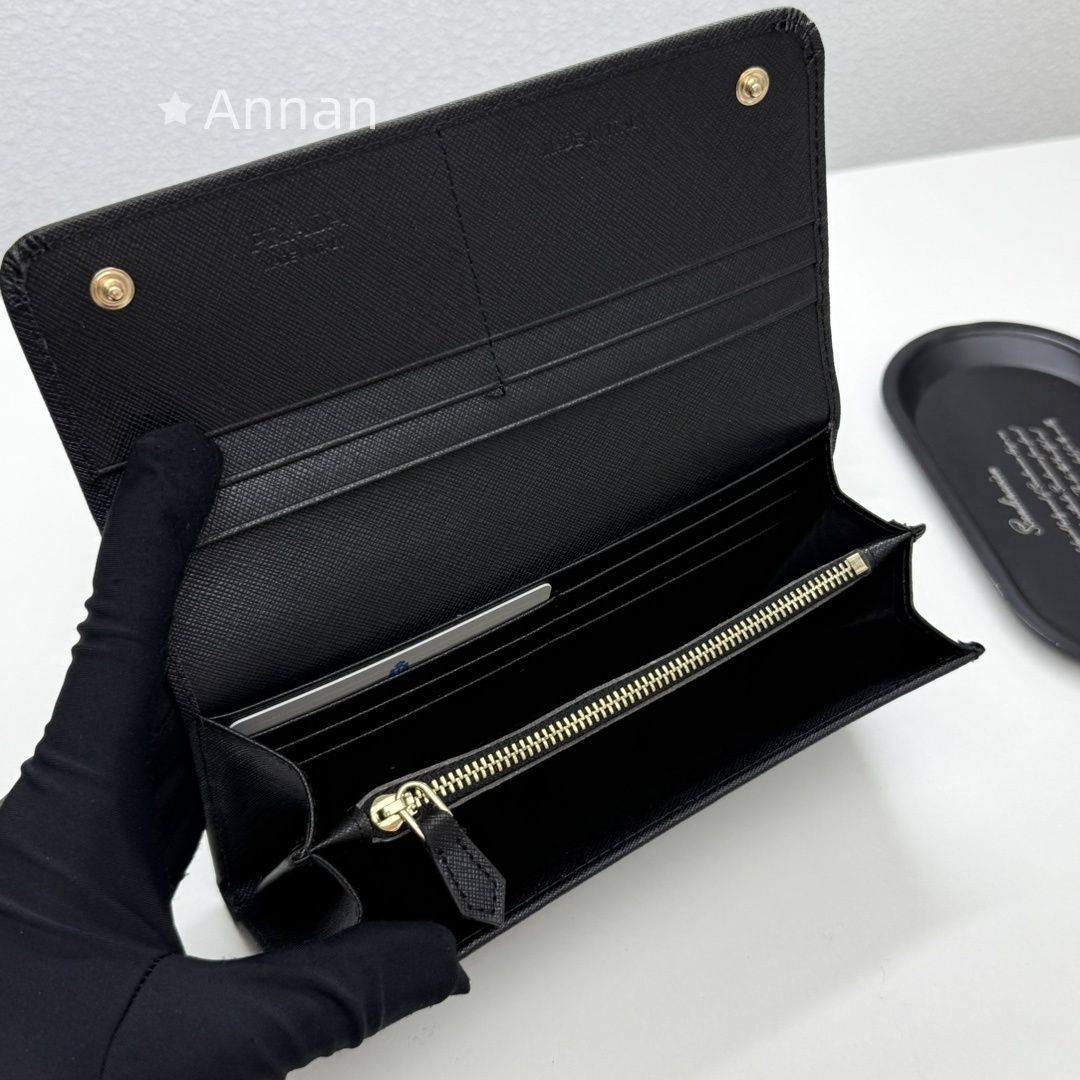 お洒落 即完売 PRADA プラダ長財布 さいふ ウォレット 長財布 小銭入れ お洒落 即完売 PRADA プラダ長財布 さいふ ウォレット 長財布 小銭入れ