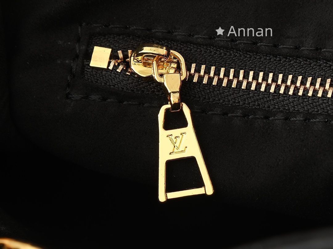 最終値下げLOUIS VUITTON ルイヴィトン ハンドバッグ ショルダーバッグ オンザゴー PM