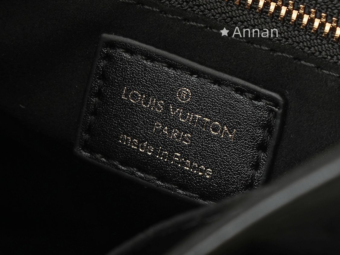 最終値下げLOUIS VUITTON ルイヴィトン ハンドバッグ ショルダーバッグ オンザゴー PM