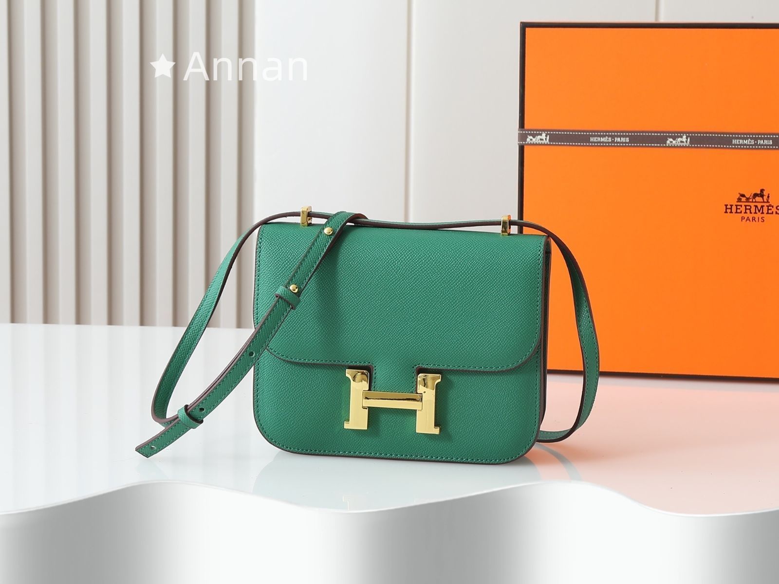 【限定】送料無料 HERMES(エルメス) ショルダーバッグ コンスタンス18