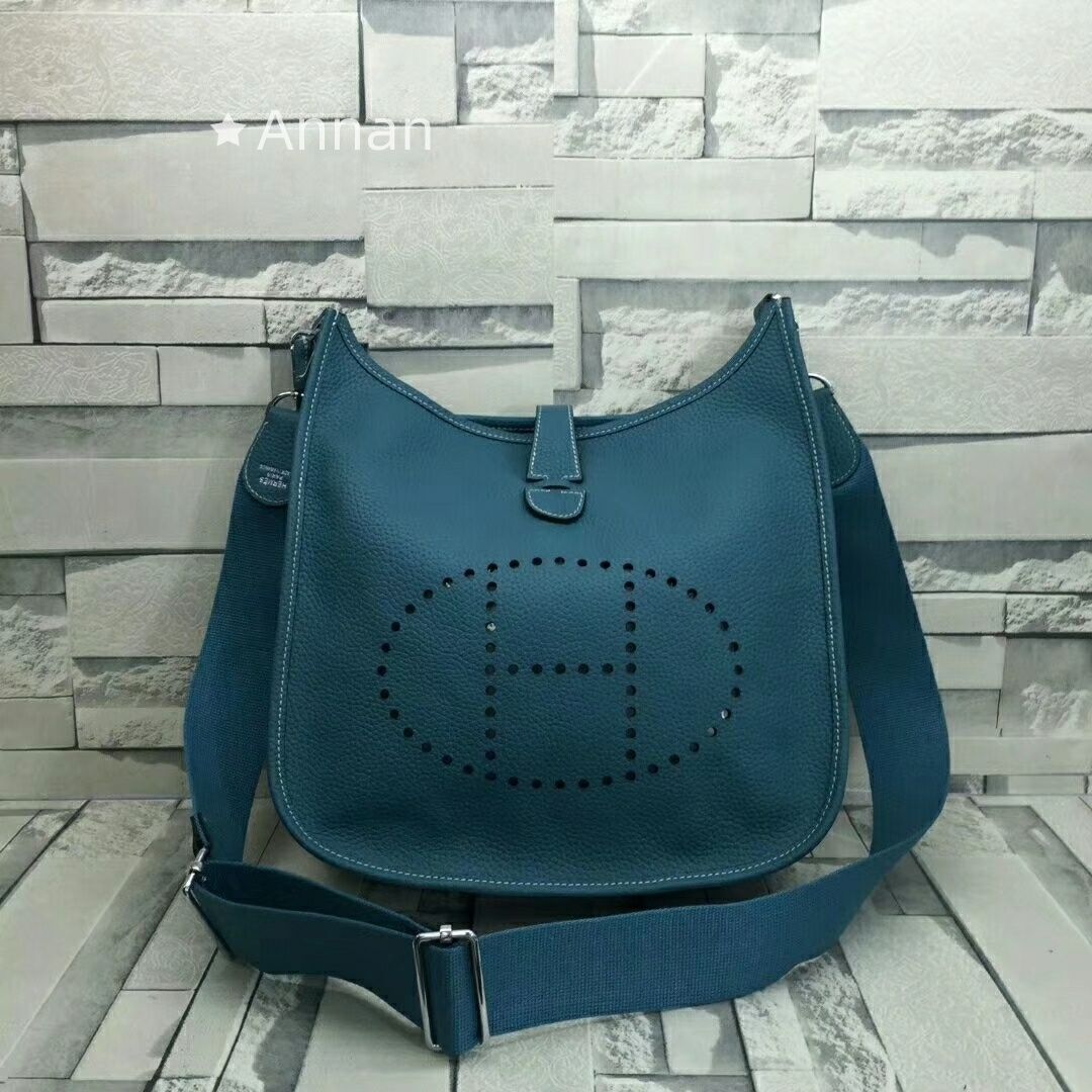 綺麗 HERMES エルメス ショルダーバッグ エヴリン III PM 29