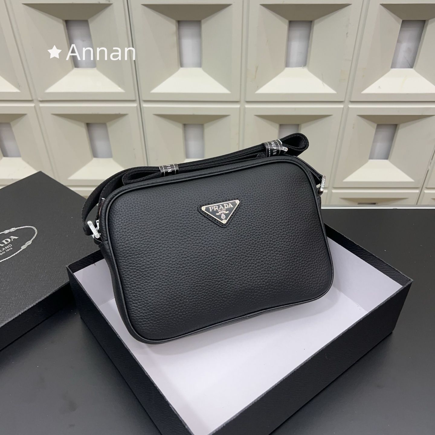 美品 美品 メンズ PRADA プラダ ショルダーバッグ