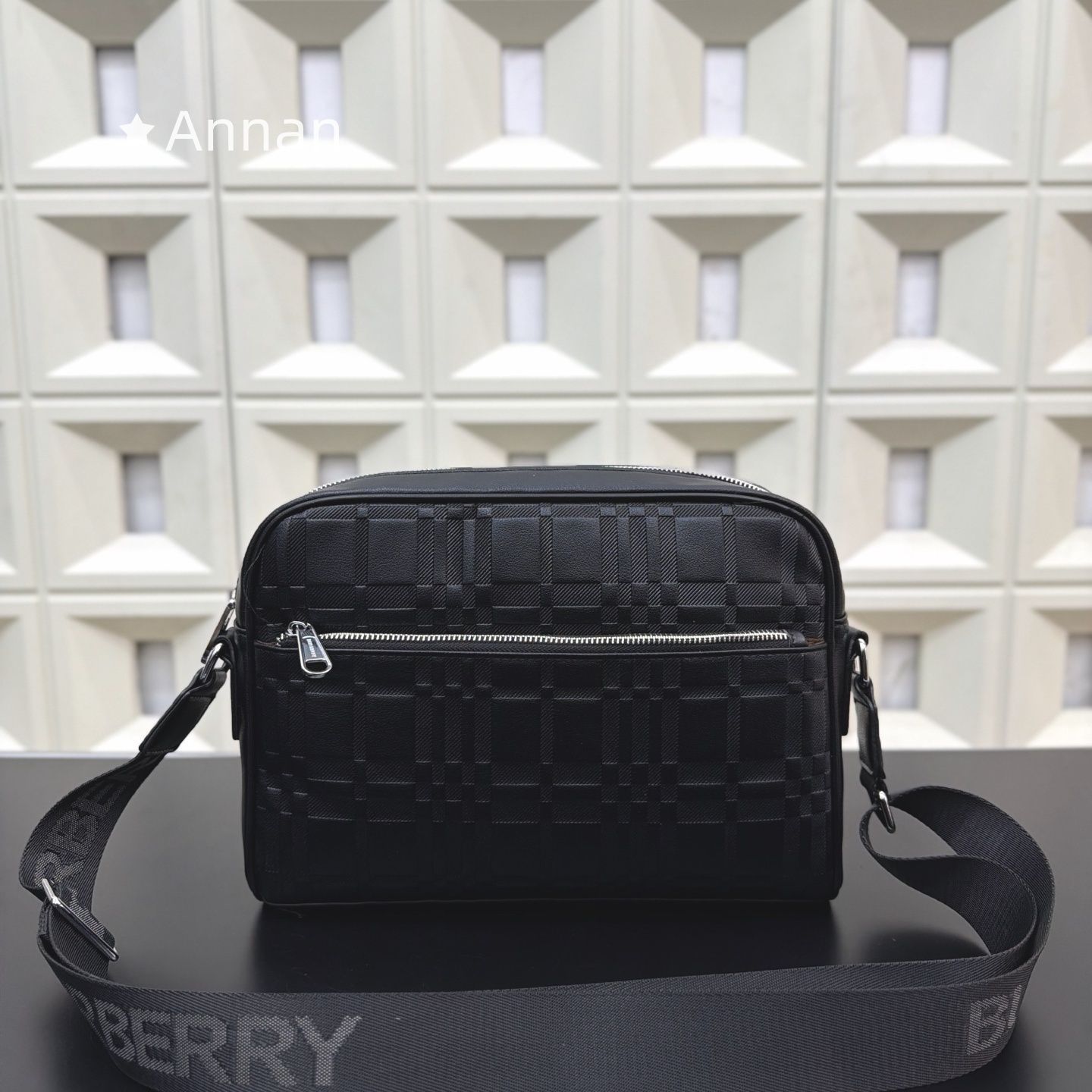 美品 限定 メンズ BURBERRY バーバリー ショルダーバッグ