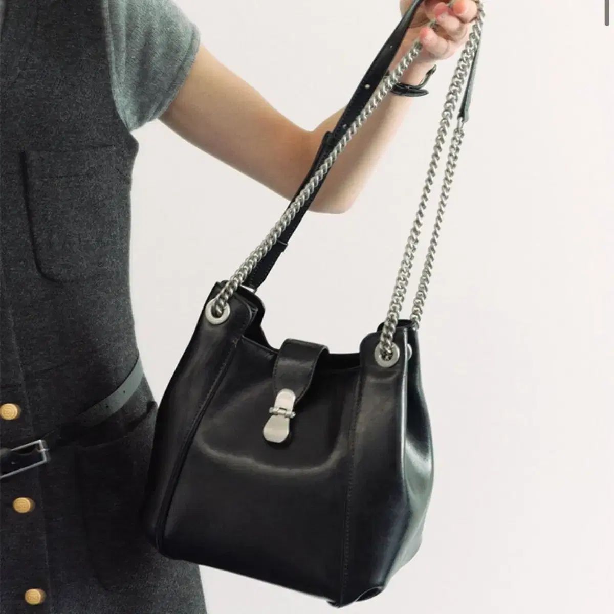 LOEUVRE サクドソルティ バケットバッグ large