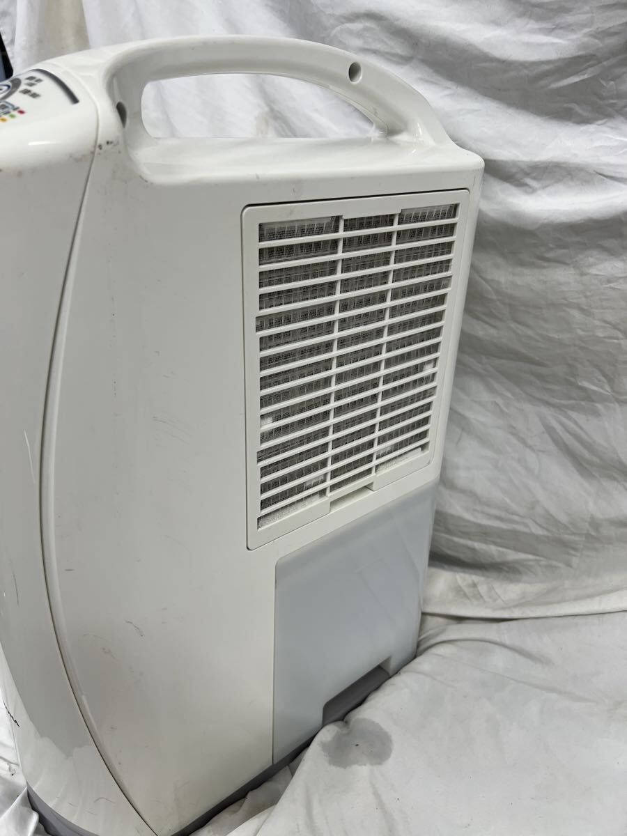 CORONA 衣類乾燥除湿機 CD-S6318 本体 CORONA コンプレッサー式衣類乾燥除湿機 （ホワイト） 2018年製 CD