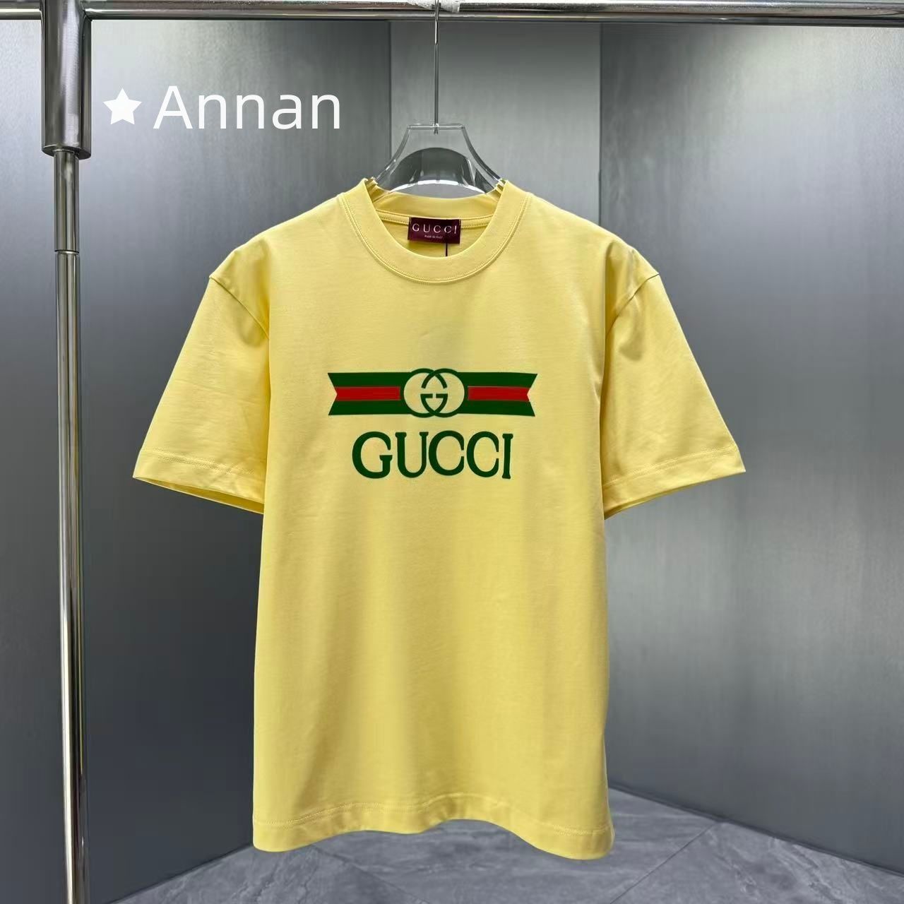 最終値下げ！新品 GUCCI グッチ Tシャツ　半袖　夏服　トップス 男女兼用