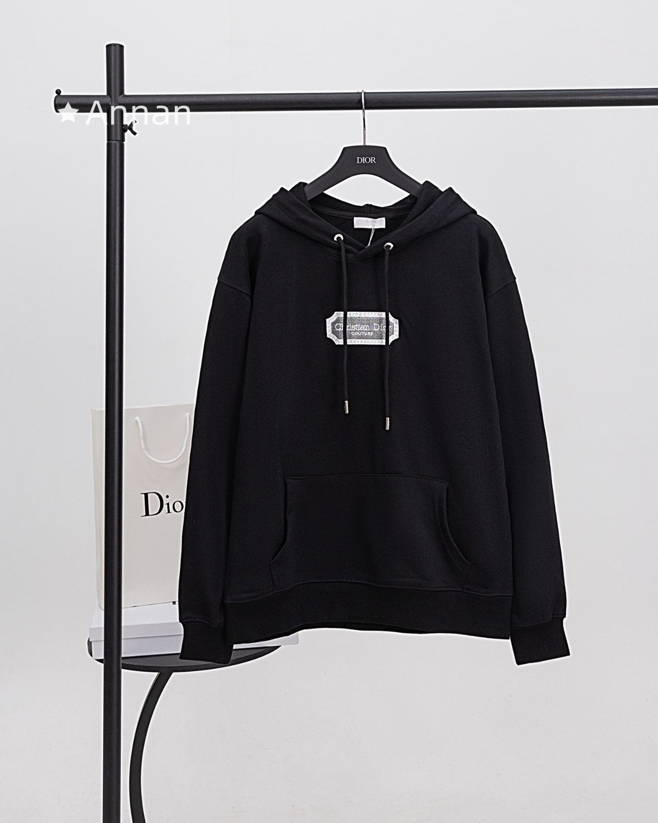 激レア 限定品新型LOEWE　ロエベ Tシャツ　半袖　夏服　トップス 男女兼用