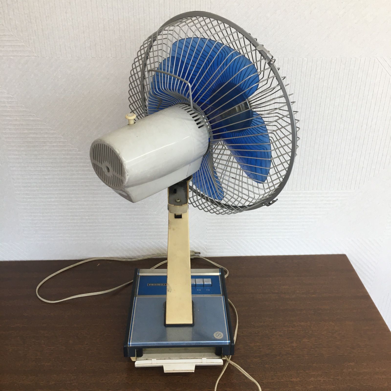 東芝 TOSHIBA 昭和レトロ 青羽根 扇風機 卓上扇 ジャンク - メルカリ