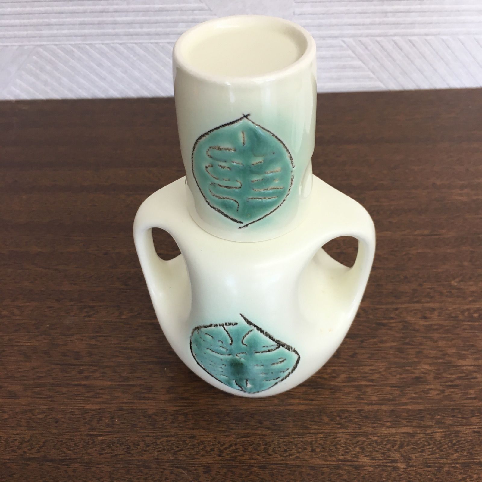 たち吉 創作陶器 葉文 水差し 花器 水呑み カップ付き 陶器セット