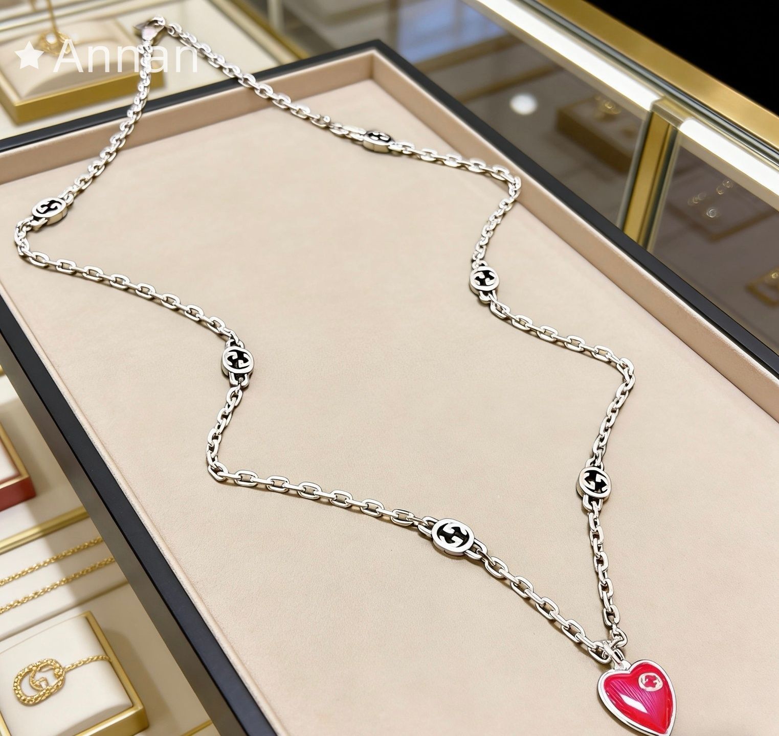 【極美品】【希少】美品 新品 GUCCI グッチ ネックレス ネックレス メンズ 結婚式 卒業式 清楚 イベント 入学式