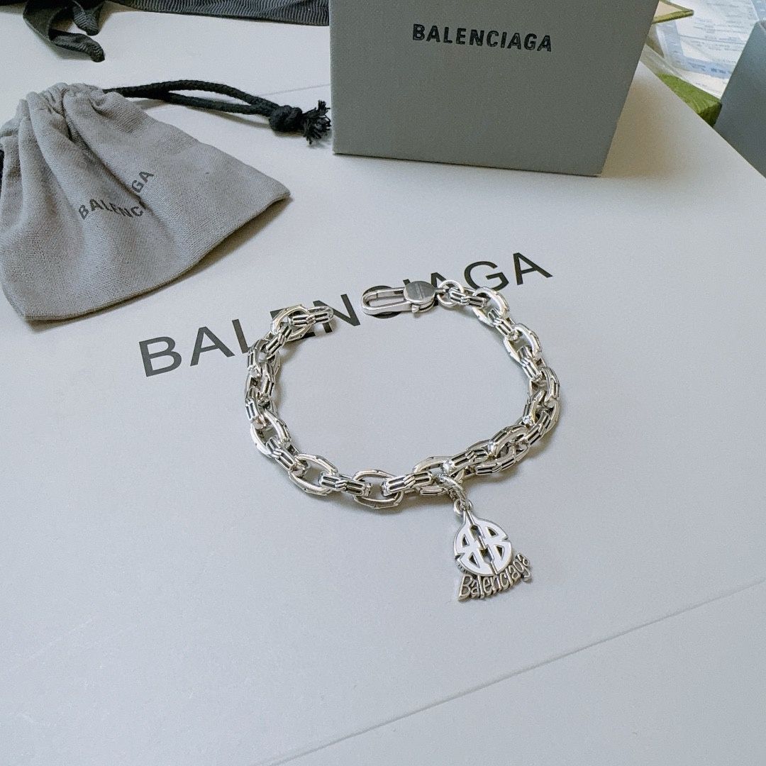【最終値下げ】 美品 新品 BALENCIAGA バレンシアガ ブレスレット バングル リストバンド メンズ 結婚式 卒業式 清楚 イベント 入学式