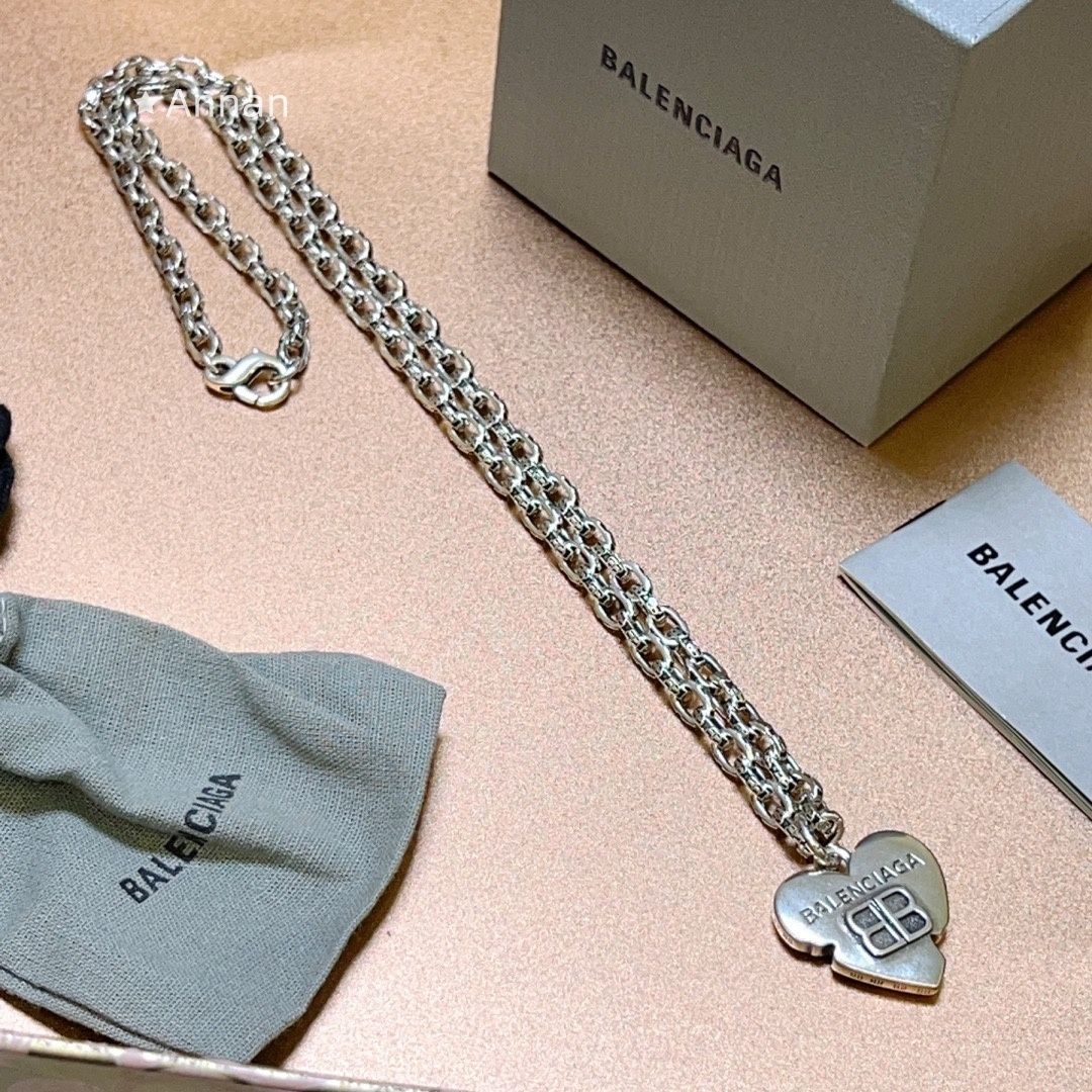 極美品】【希少】美品 新品 BALENCIAGA バレンシアガ ネックレス