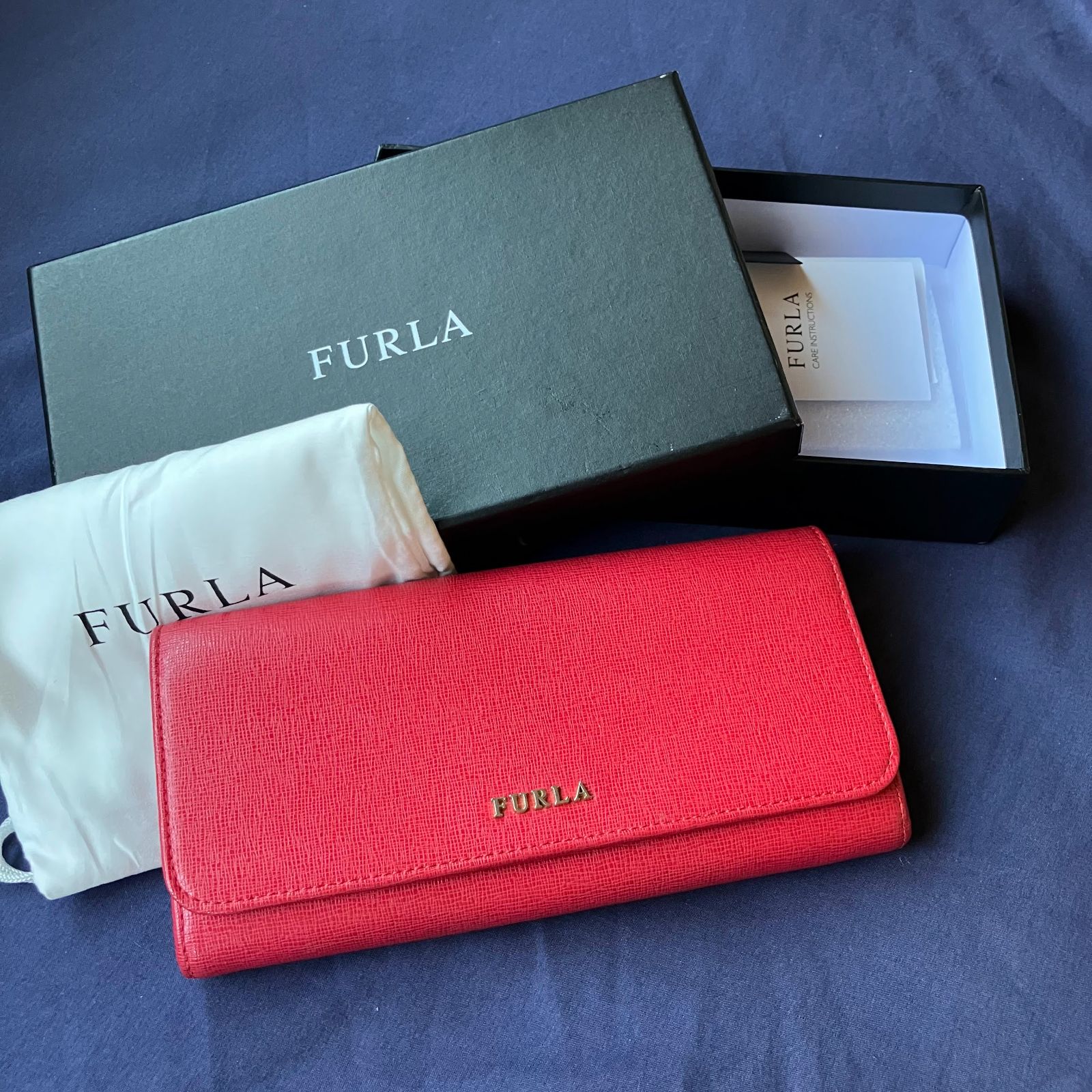 【美品】FURLA フルラ 長財布 バビロン XL バイフォールド ルビー
