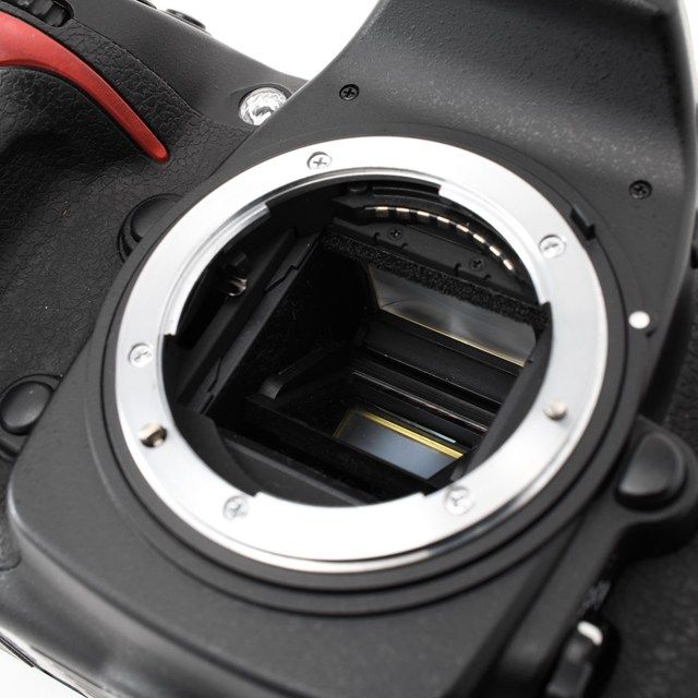良品＞ Nikon D300 ボディ｜デジタル一眼レフカメラ｜ショット数9,086