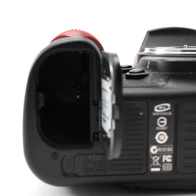 良品＞ Nikon D300 ボディ｜デジタル一眼レフカメラ｜ショット数9,086