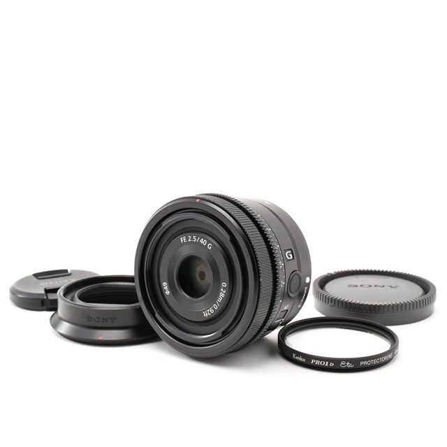 ＜並品＞ SONY FE 40mm F2.5 G｜フルサイズ対応 標準単焦点レンズ｜外装小塗装剥がれあり｜純正フード・Kenkoプロテクター付き 45,357円