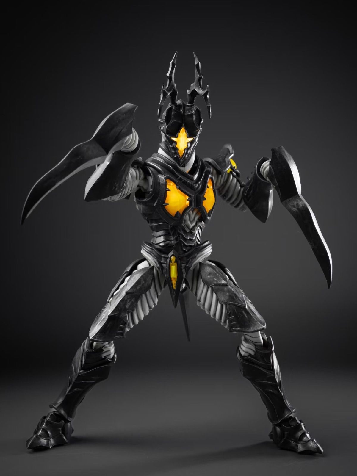 ウルトラマン Origin ハイパーゼットン ススタチュー フィギュア
