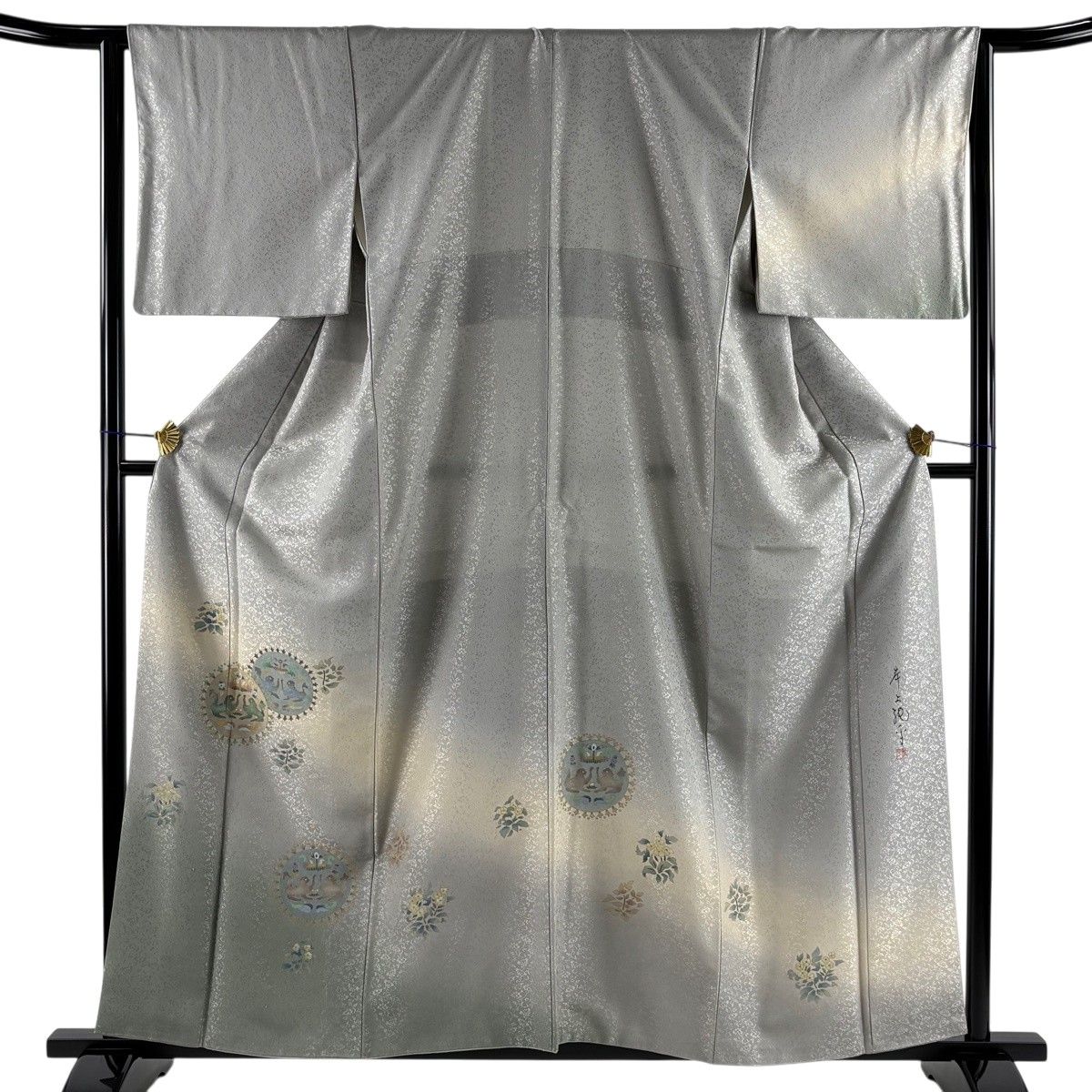 【美品】 付下げ 身丈158.5cm 裄丈65cm M 袷 落款 動物 草花 金彩 ぼかし 灰緑 正絹 名品 一つ紋 【中古】