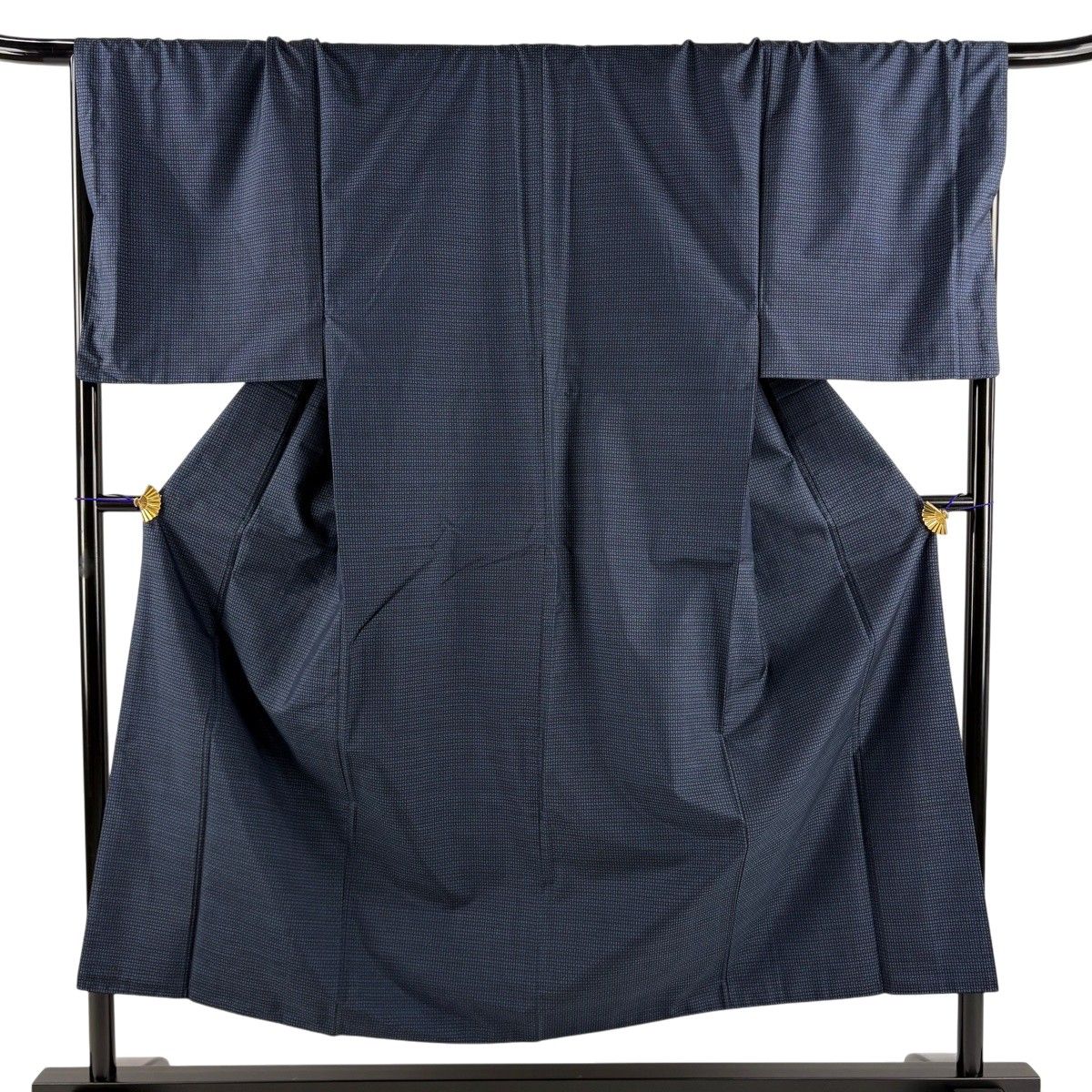 男着物 身丈150.5cm 裄丈70cm L 袷 アンサンブル 紬 証紙 幾何学 紺色 正絹 名品 【中古】
