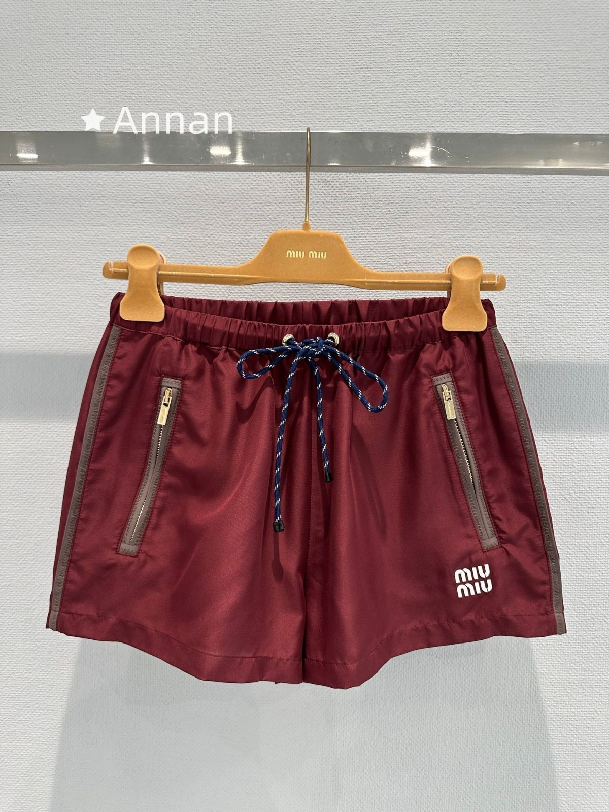お洒落 極美品 新品 MIUMIU ミュウミュウ ショートパンツ ハーフパンツ レディース