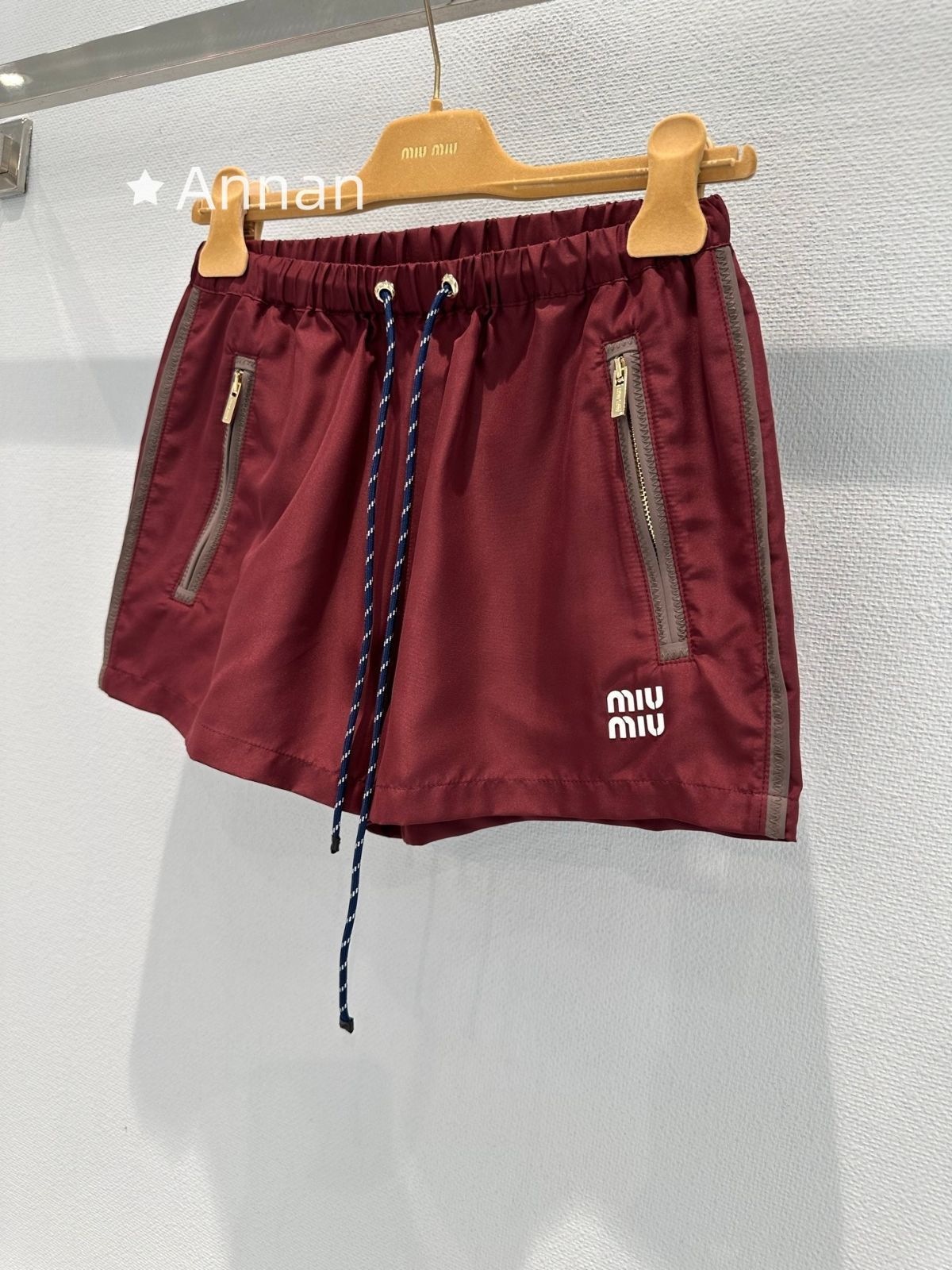 お洒落 極美品 新品 MIUMIU ミュウミュウ ショートパンツ ハーフパンツ レディース