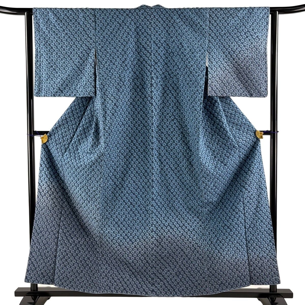 【美品】 付下げ 身丈158.5cm 裄丈62.5cm S 袷 紬地 幾何学模様 絞り 裾ぼかし 紺色 正絹 秀品 【中古】