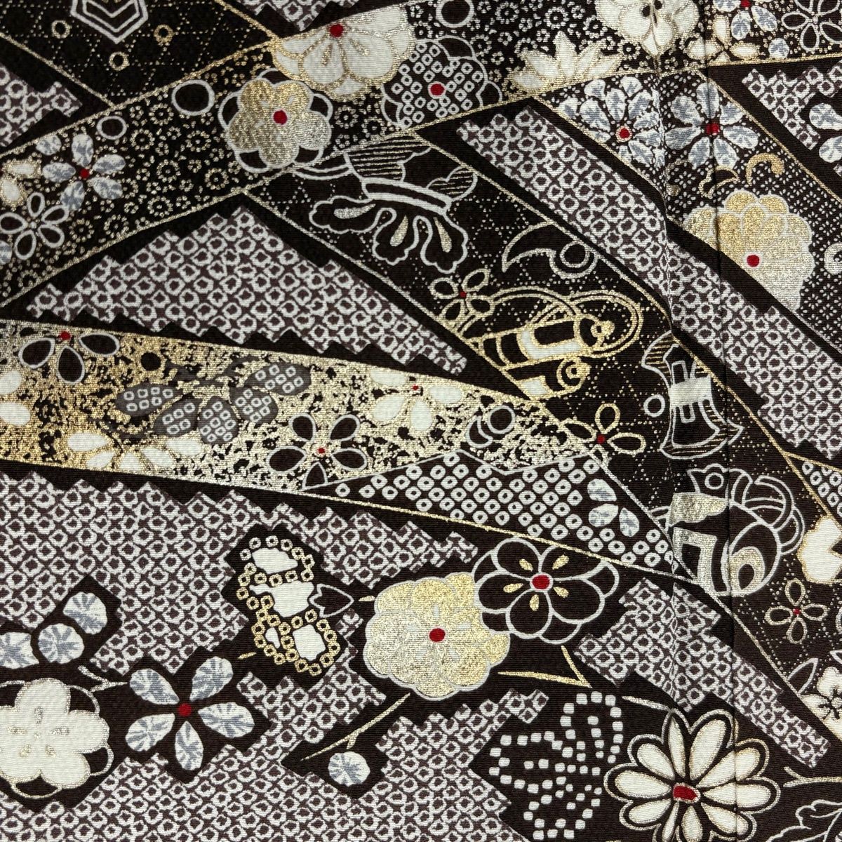 【美品】 付下げ 身丈153cm 裄丈64.5cm M 袷 熨斗 草花 菊 金銀彩 茶色 正絹 秀品 【中古】
