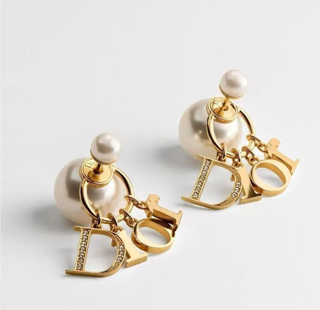 美品☆極美品 新品 CHRISTIAN DIOR クリスチャン ディオール ピアス
