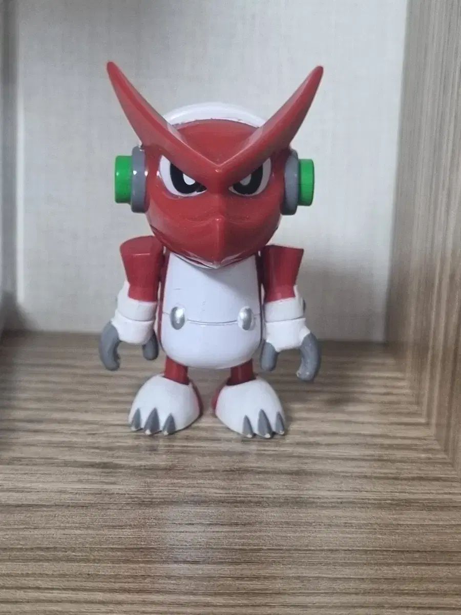 デジタルモンスター クロスウォーズ チュール シャウトモン フィギュア