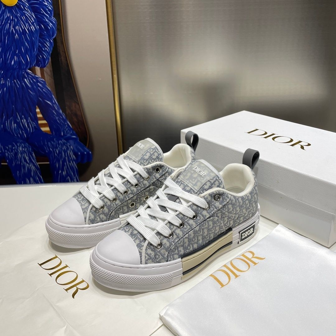 新型 激レア 新品 Christian Dior クリスチャンディオール スニーカー レディース