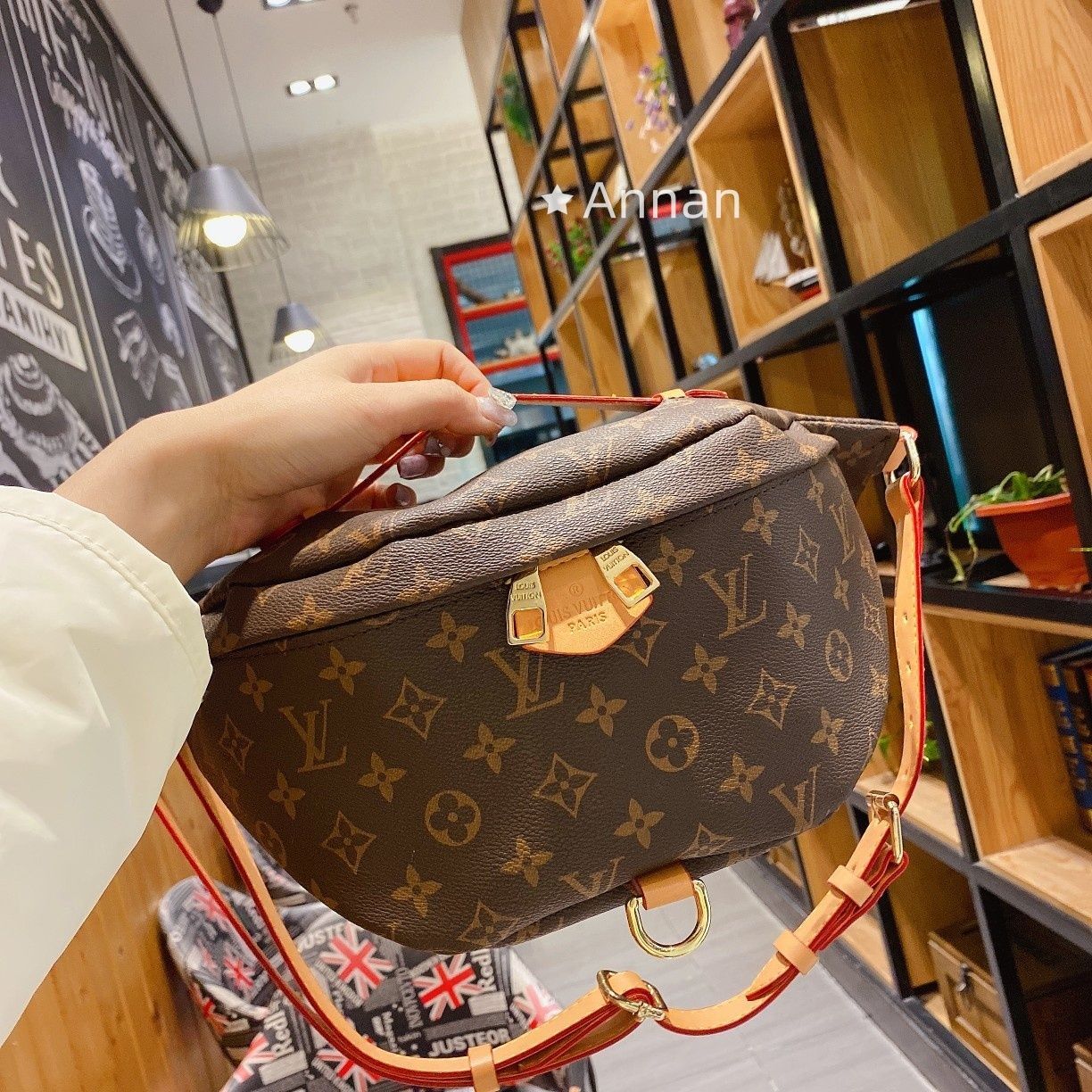 未使用に近い お洒落 LOUIS VUITTON ルイヴィトン レディース ショルダーバッグ財布 3点セットバッグ