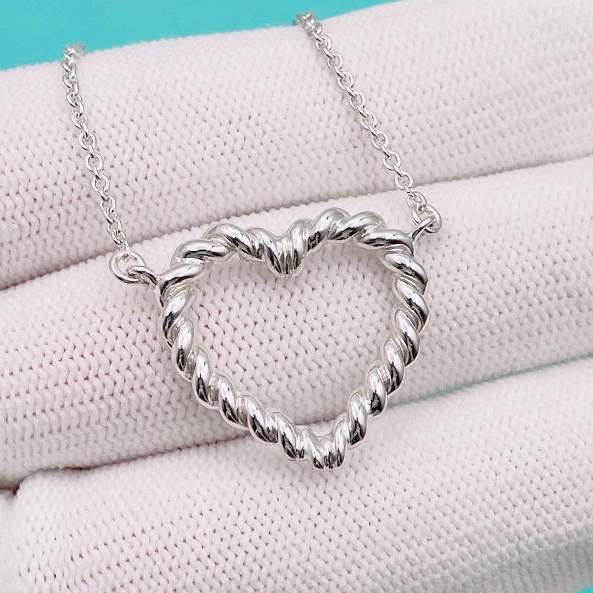 ◇ティファニー◇新品仕上済 Tiffany&Co. ツイスト ハート ネックレス
