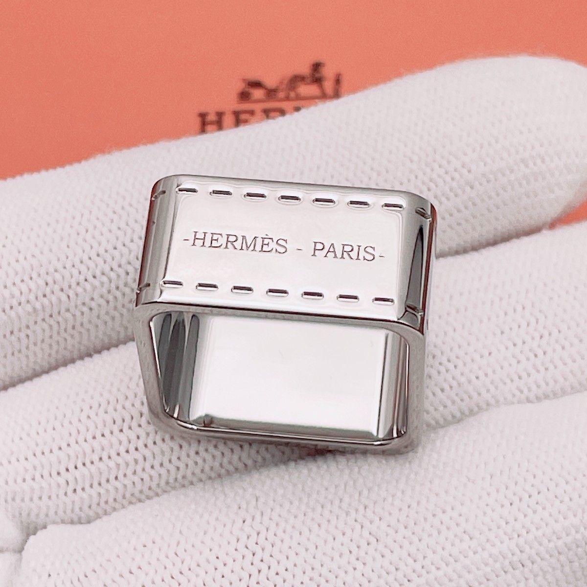 ◇エルメス◇清掃消毒済 HERMES ボルデュック スカーフリング ブランド