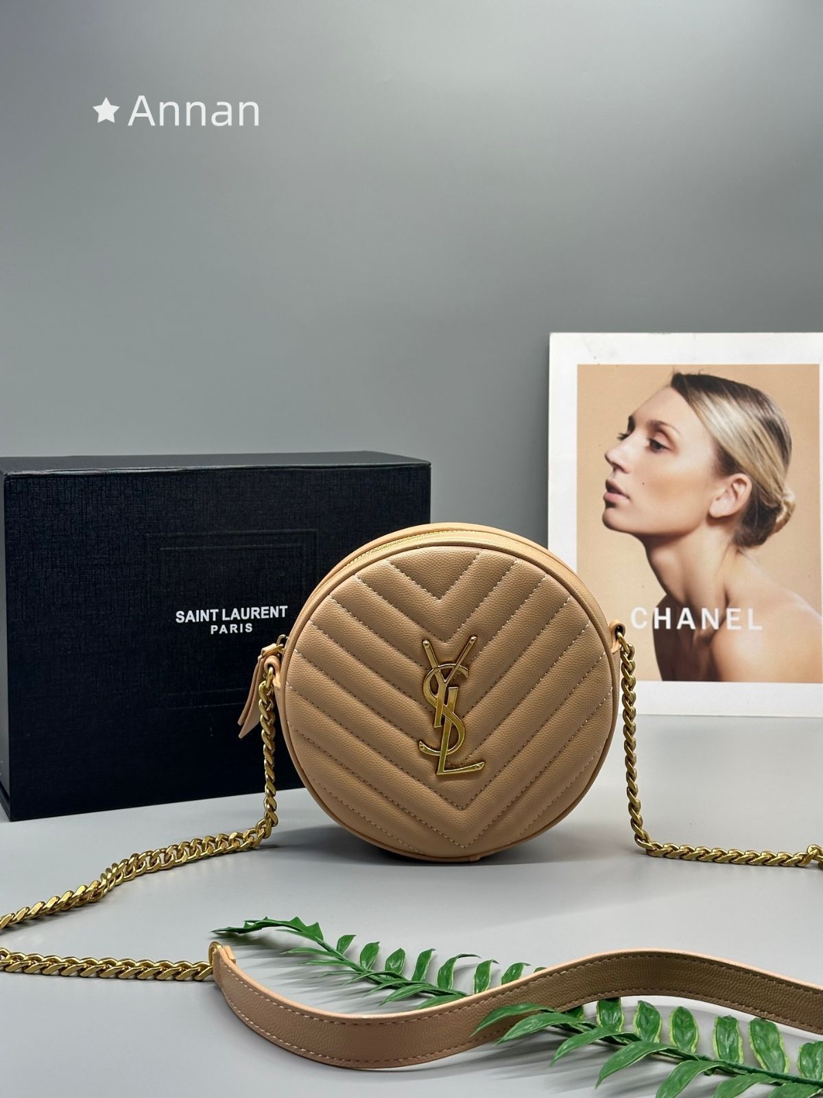 【希少品】綺麗 レディース YSL Yves Saint Laurent イヴサンローラン ショルダーバッグ